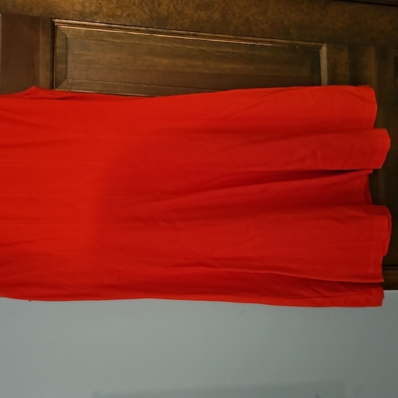 Dress - Picture 2 of 5